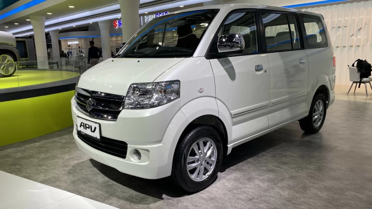 Menolak Punah, Mobil Keluarga Legendaris Suzuki APV Kembali Hadir pada IIMS 2025