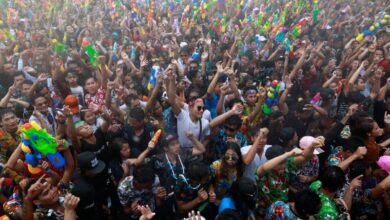 Mengenal Songkran, festival air terpopuler ke Thailand