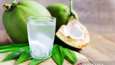 8 minuman alami efektif bantu basmi lemak di di perut