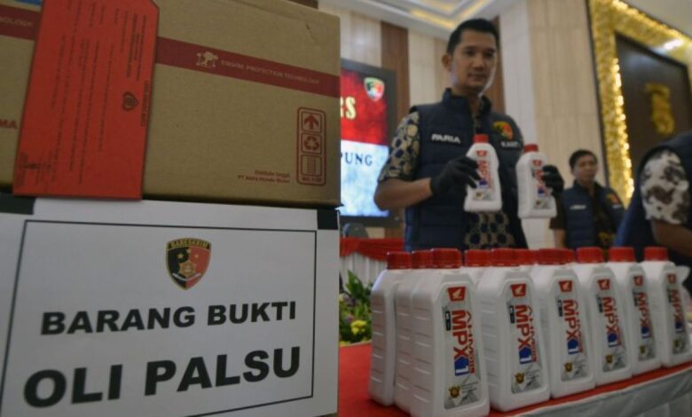 Efek fatal oli palsu pada motor: Kenali ciri dan juga solusi mengatasinya