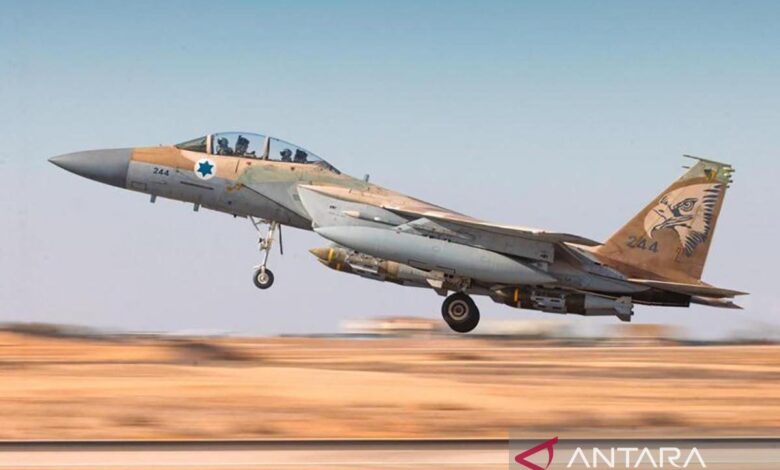 Houthi klaim serangan rudal ke Bandara Ben Gurion negara negara Israel