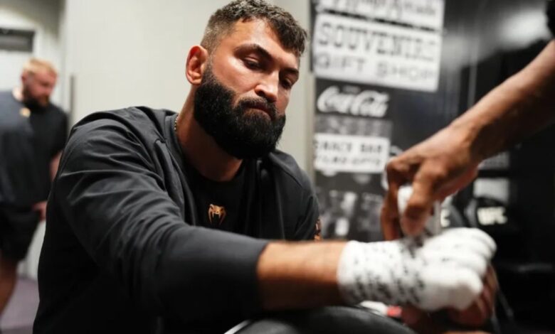 Mantan juara UFC Andrei Arlovski memulai debutnya di BKFC pada Juni